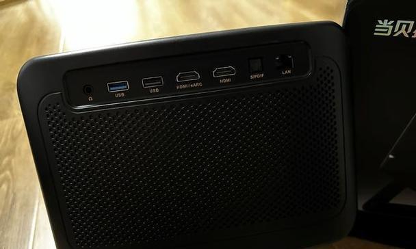 山水x5投影仪（颠覆想象力，呈现绝佳的高清画质与声音效果）
