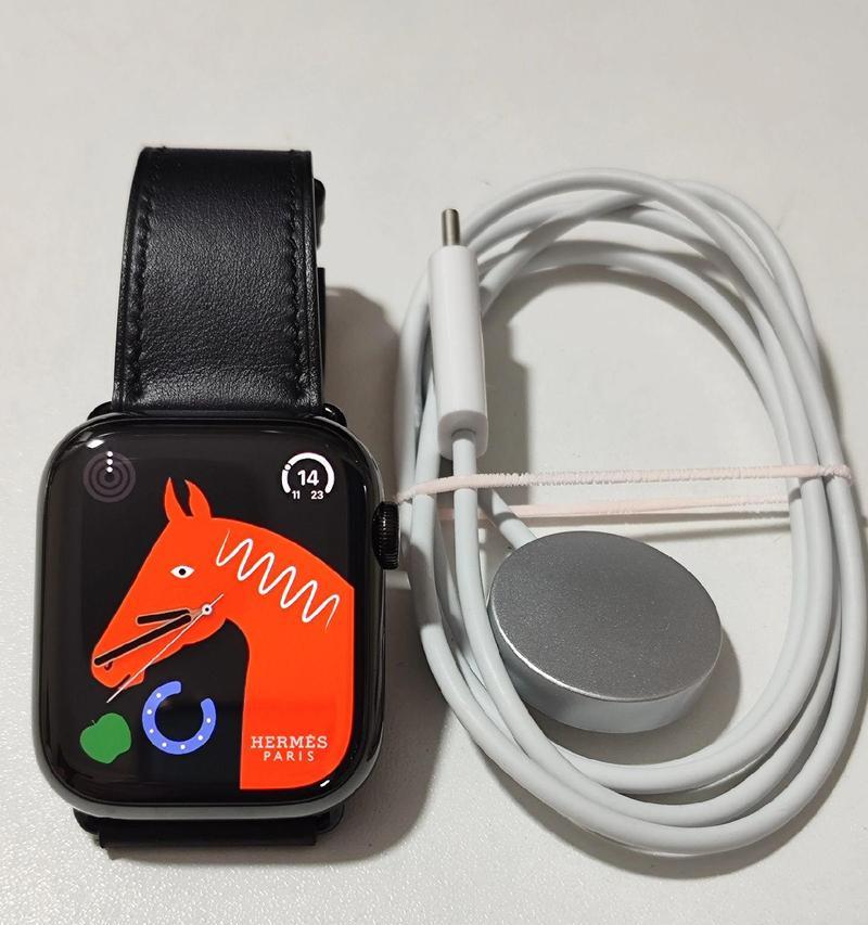 苹果手表手机（探索苹果手表手机的使用体验，深入了解其各项功能和性能）