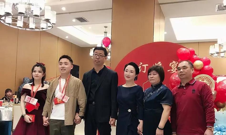 汤圆创作对新人的启示（汤圆艺术与新人的奇妙结合，点亮创作之路）