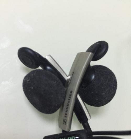 体验Bosemie2i耳机的音质与舒适度（探索Bosemie2i耳机的声音细节和人体工程学设计）