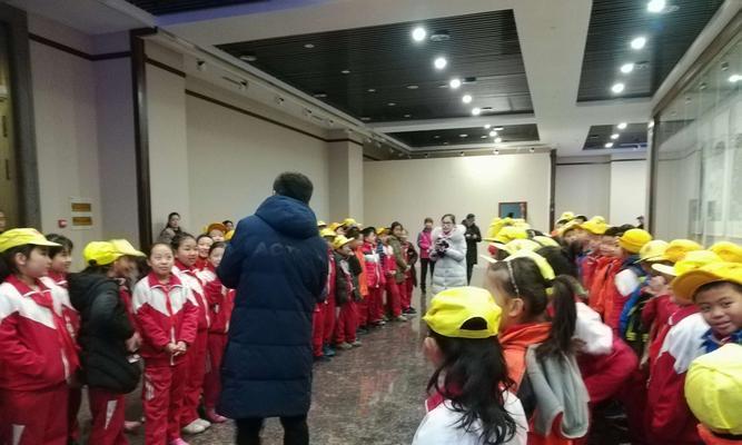 探索拉尼尔VR世界的奇妙之旅（体验拉尼尔VR的震撼感官冲击）